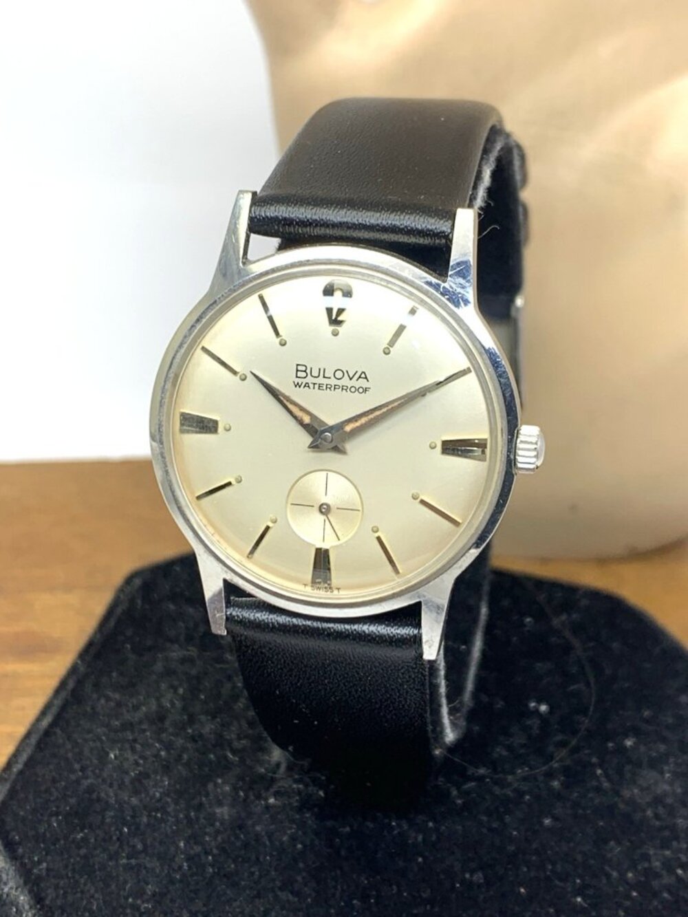 Bulova Surf King Men's Watch Vintage 1966 Swiss Mechanical Leather Strap 32mm